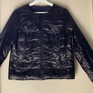 Light weight reversible puffer